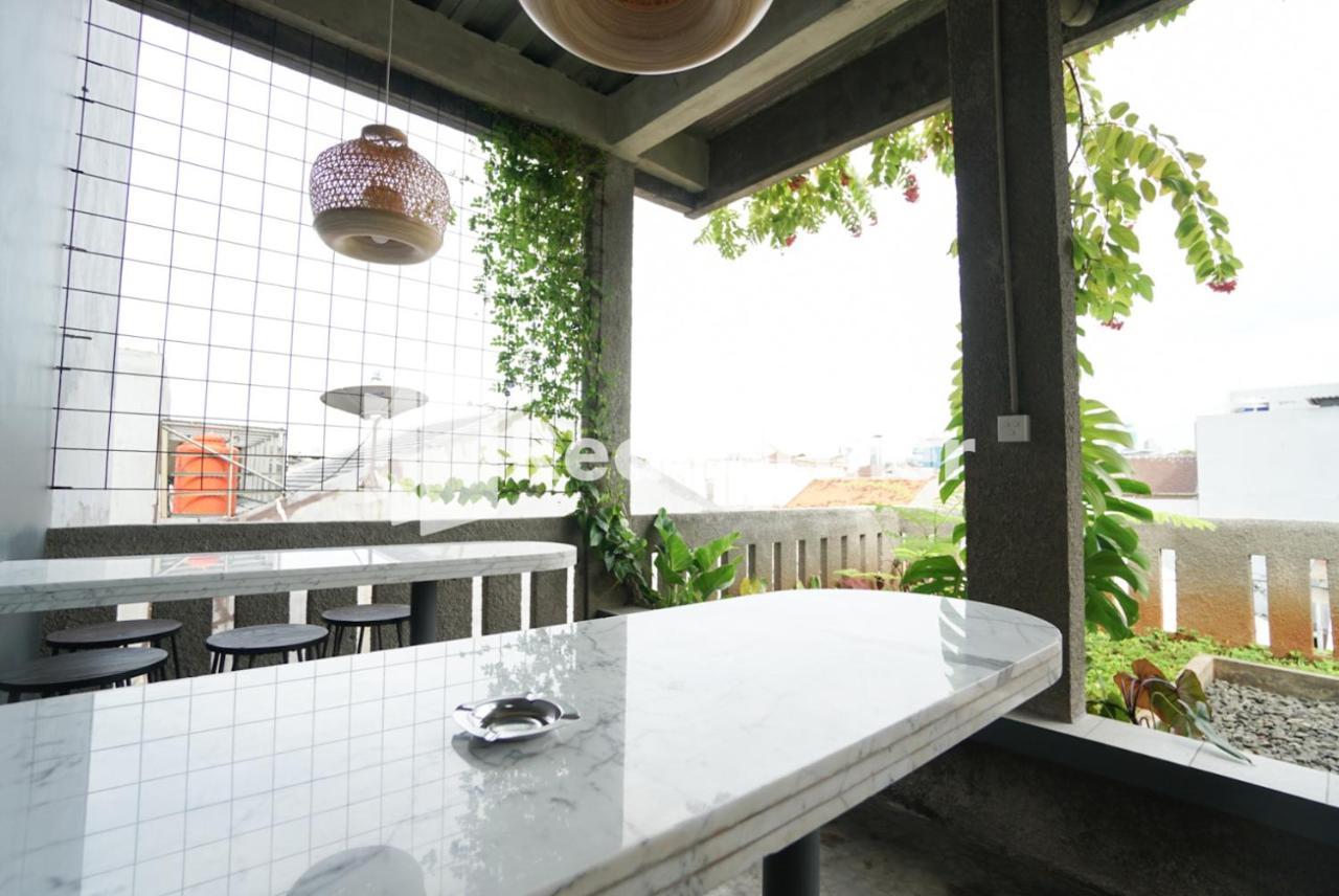 Tomang Gelong Guest House Syariah Mitra Reddoorz Jakarta Luaran gambar